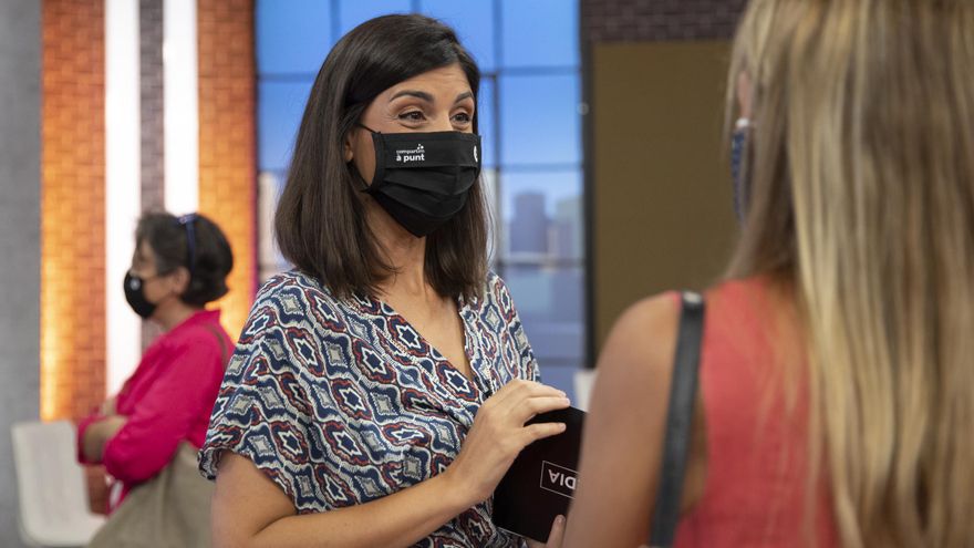 La periodista Raquel Ejerique durante la presentación de la programación informativa de À Punt.