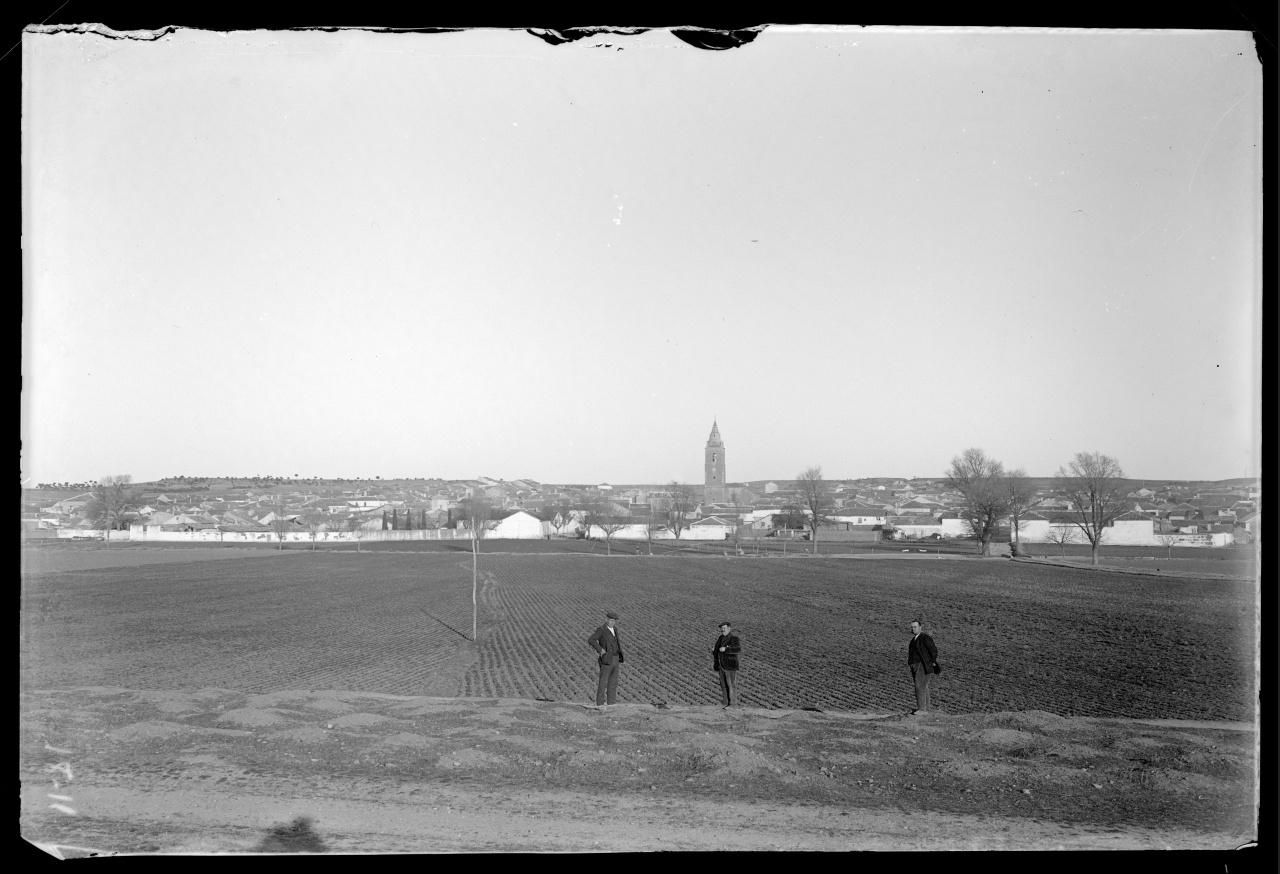 Quintanar del Rey (Cuenca). 1930. Fondo Los Legados de la Tierra. Archivo de la Imagen de Castilla-La Mancha.