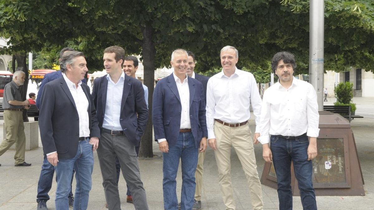 El PP exige al Gobierno que concrete cuánto sube el gasto en asesores, coches y mobiliario con el aumento de ministros