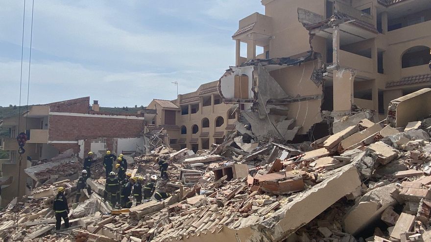 Derrumbe en Peñíscola: un edificio de 30 años, colapsado en cuestión de segundos "como si fuera un dominó"