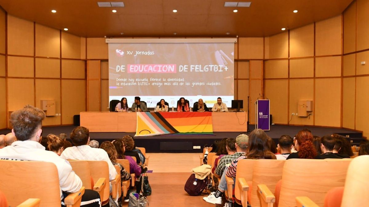 Jornadas de educación por la diversidad LGBTIQA+