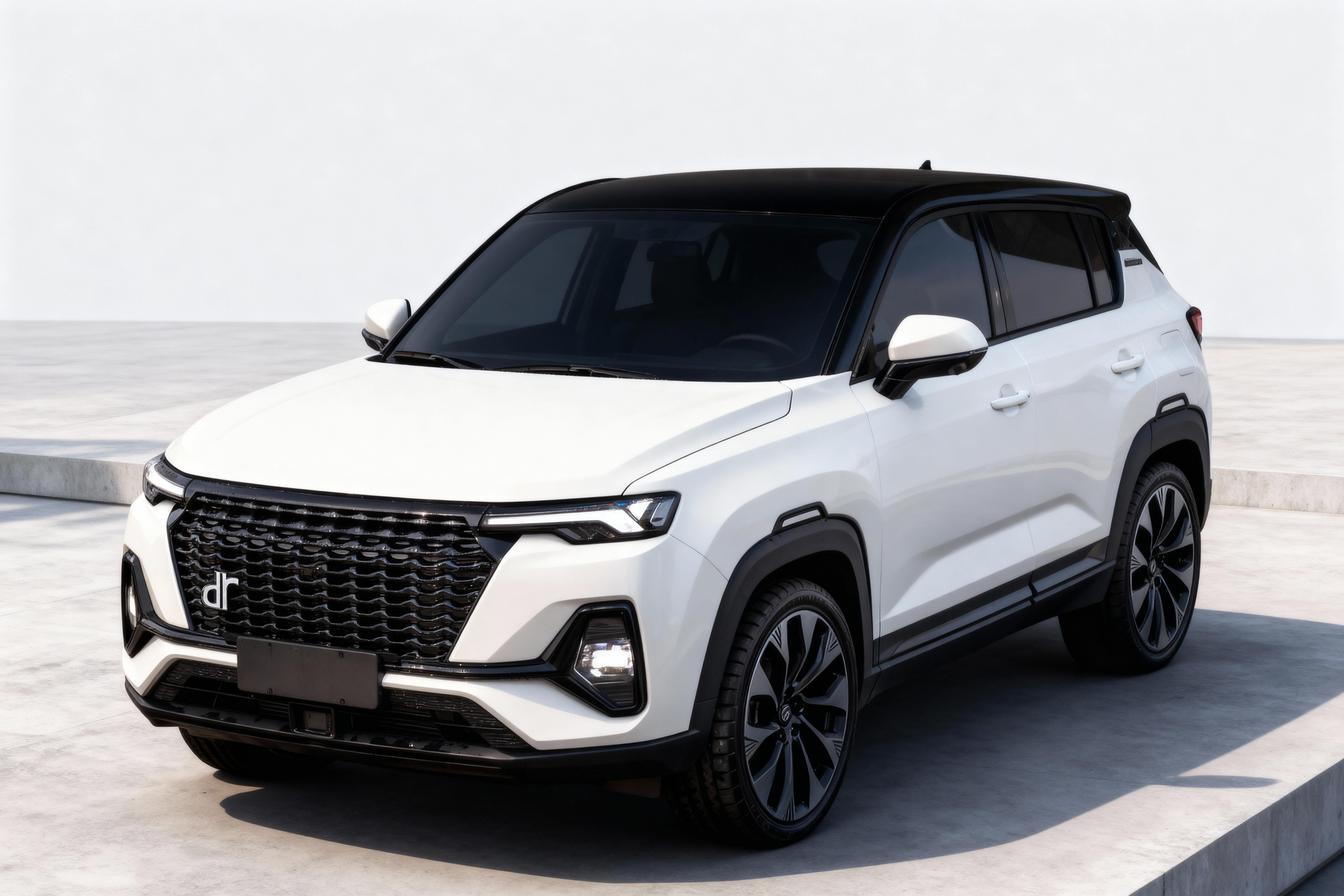 El DR 5, un SUV de 4,33 metros, parte de 23.900 euros.