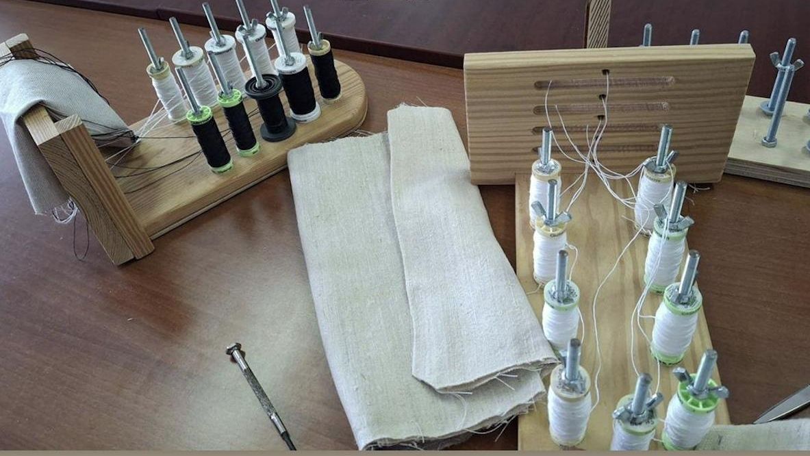El Ayuntamiento de Villa de Mazo impulsa la conservación de la vestimenta tradicional con un taller de artesanía