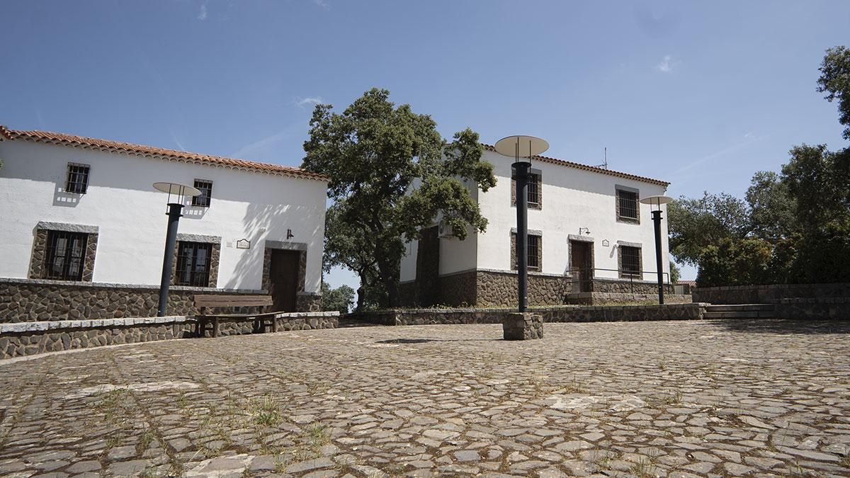 El Parque San Martín, un refugio ideal para desconectar en el corazón de la dehesa de Los Pedroches