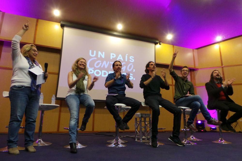Acto de campaña de Podemos en Tenerife. (Foto: Moisés Pérez).