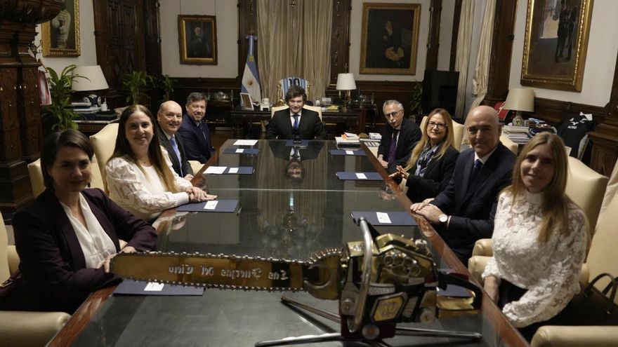 Milei se reunió con las farmacéuticas que rechazan que se cambie un tratado de patentes que está en el Congreso
