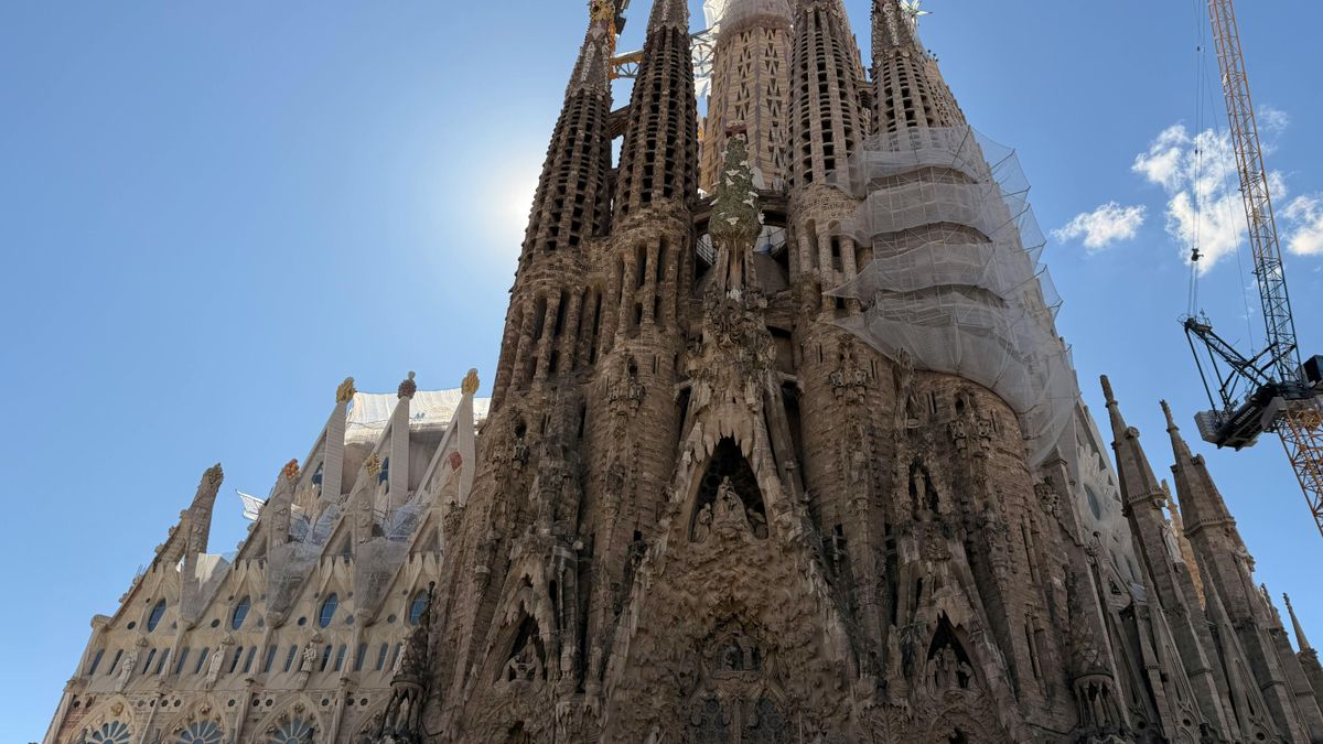 ¿Cómo será la nueva plaza de 6.200 m² frente a la Sagrada Família? El proyecto ya tiene fecha y transformará la entrada del templo