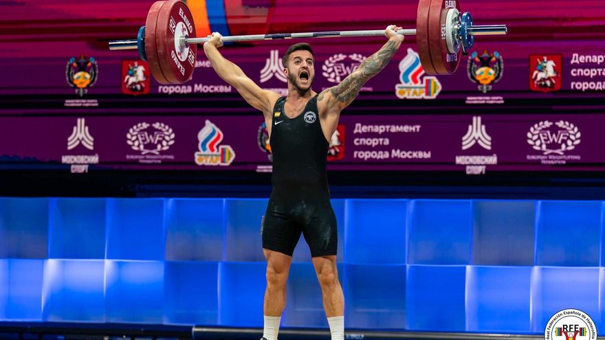 Acorán Hernández, octavo en 67 kilos tras batir dos récords de España