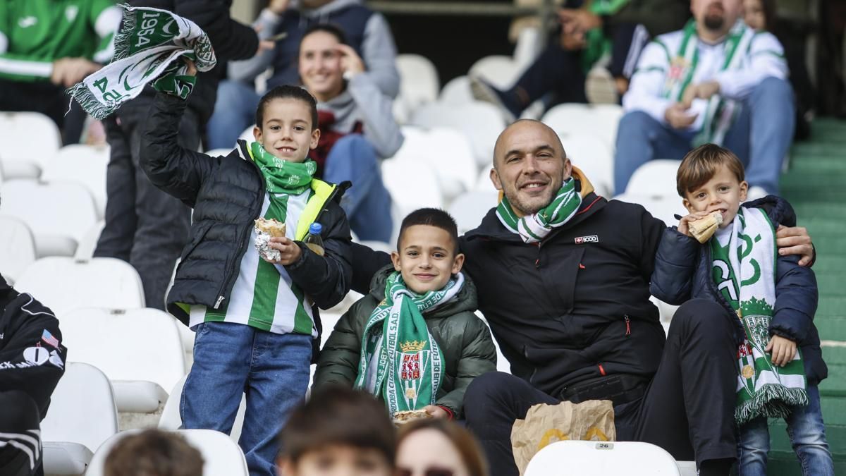 Grada Blanquiverde del Córdoba CF - SD Eibar