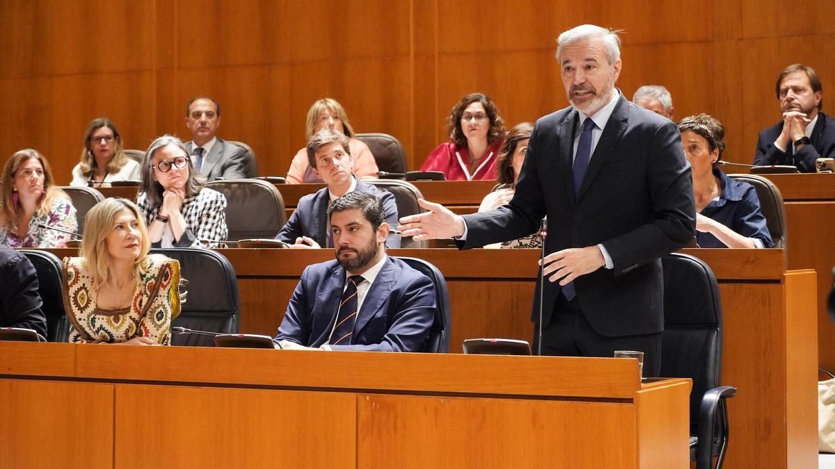 El Gobierno de Azcón ahoga el sistema de protección de menores: tres centros cerrados y 70 plazas menos en dos años