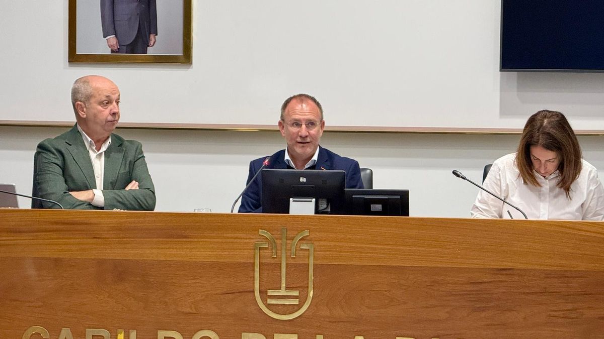 El Cabildo reclama al Estado la aprobación del Decreto Canarias para aplicar el 60% del IRPF y pagar la reconstrucción