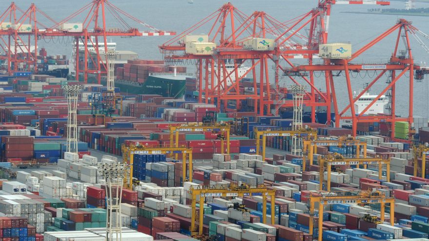 Japón ahonda en su déficit comercial con una caída del 10% de las exportaciones a EE.UU.