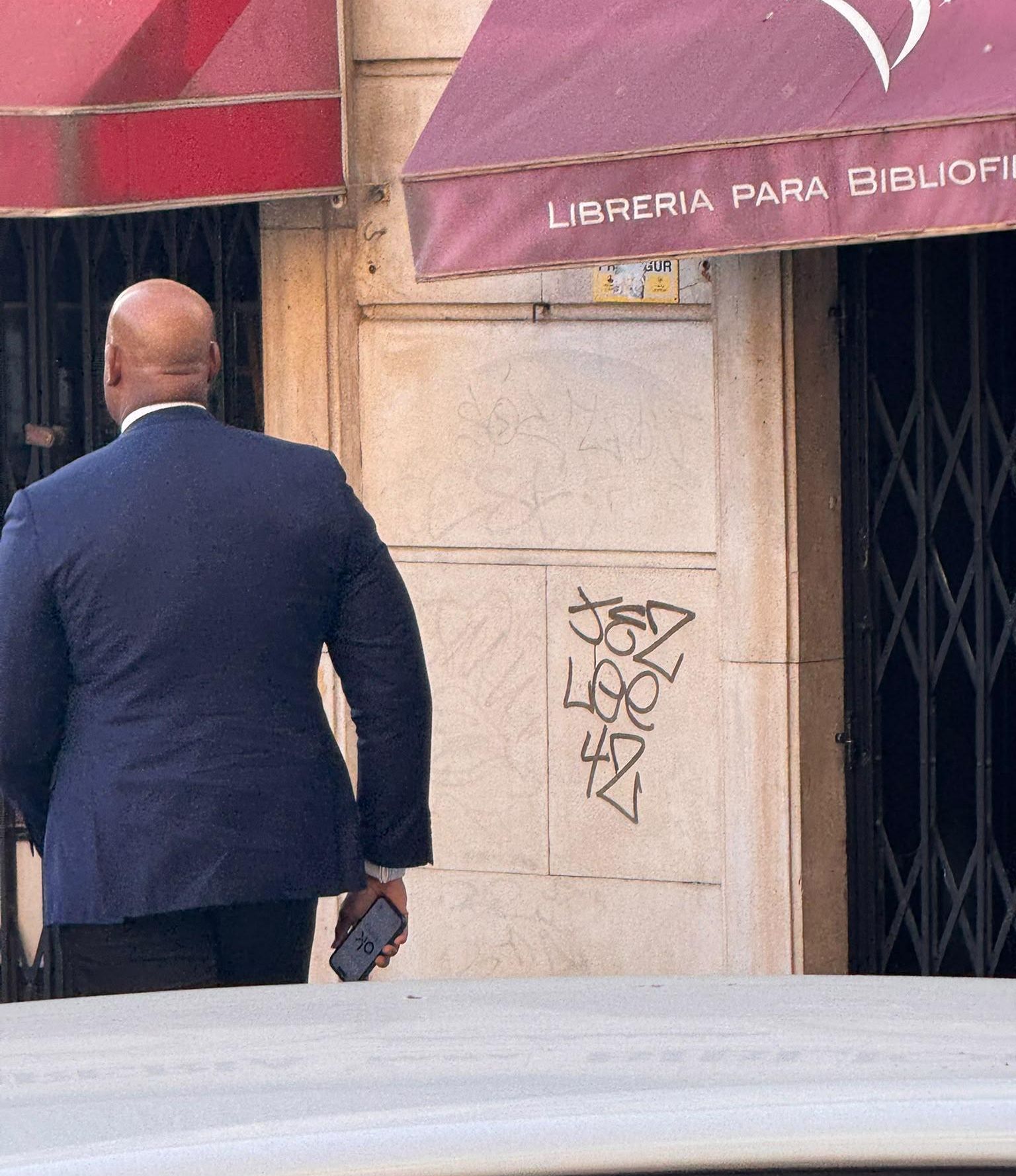 El hombre que me abordó en la calle
