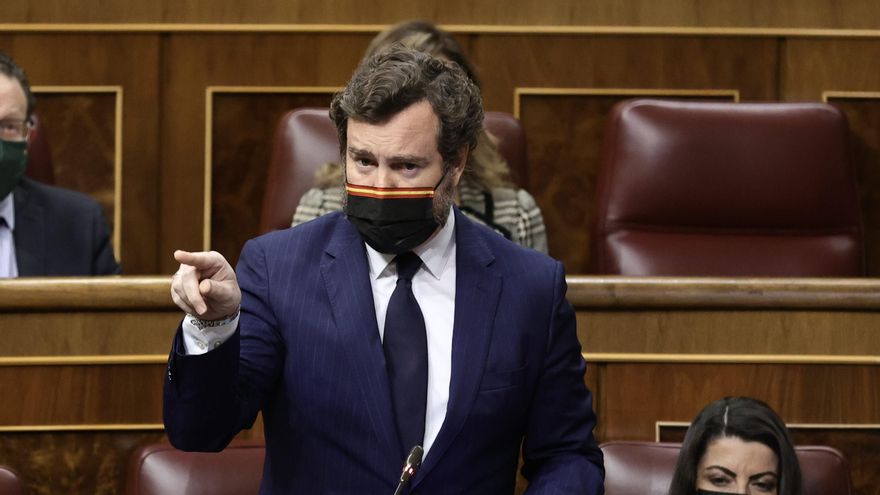 El portavoz de Vox en el Congreso, Iván Espinosa de los Monteros, interviene en una sesión plenaria en el Congreso de los Diputados, a 2 de febrero de 2022, en Madrid (España). En el pleno de hoy, se debaten, entre otros temas, si el Ministerio de Defensa ha valorado mandar militares adicionales en caso de conflicto militar en Ucrania; en los beneficios de la reforma laboral al sector agrario español; leer más y si el Ejecutivo central piensa seguir atacando la propiedad privada y la seguridad jurídica con su anteproyecto de Ley de Vivienda.