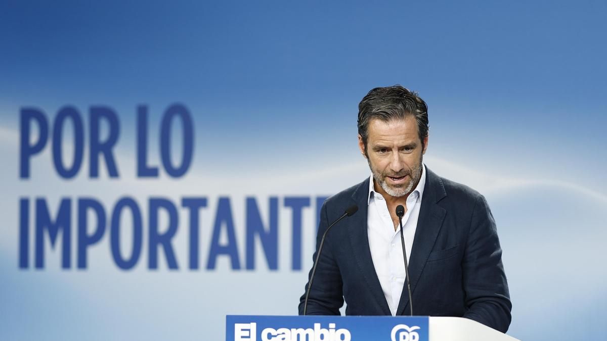 Borja Sémper contradice a Ayuso y defiende el "sistema garantista" para votar por correo