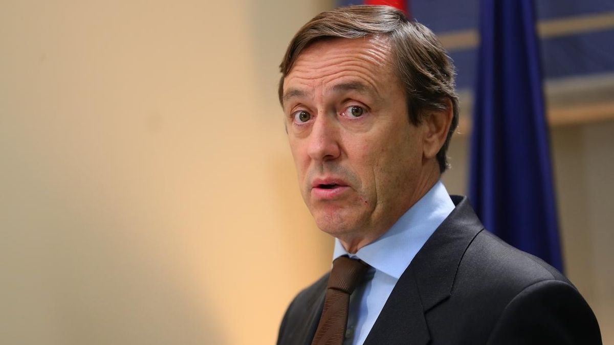 Hernando acusa al presidente del Senado de bloquear la Cámara y no darle actividad "por indicación de Sánchez"