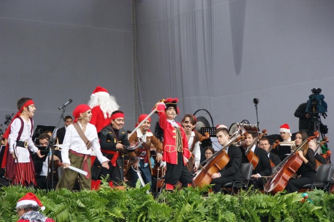 El pirata 'Cabeza de perro', interpretado durante el concierto