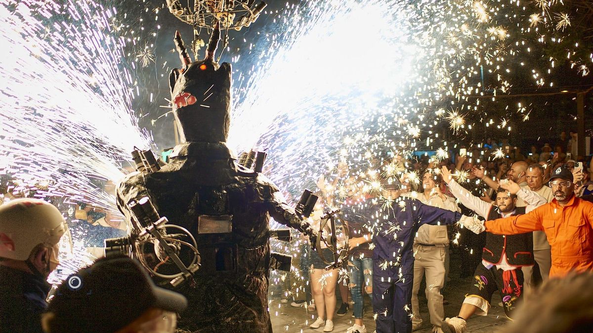 El ‘Gato Belial’ reaparece en la plaza de El Socorro