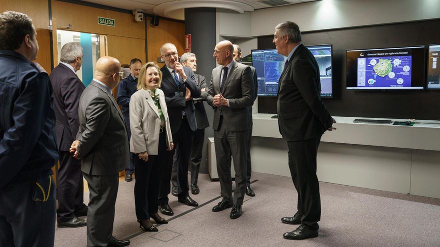 Indra anuncia que realizará 150 contratos en León en los próximos tres años