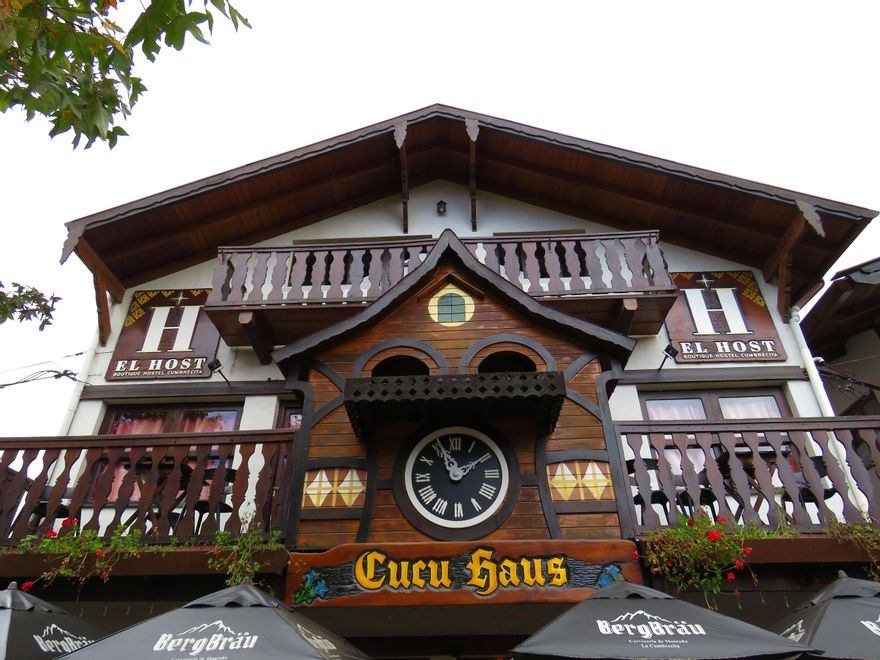 Restaurante en La Cumbrecita. El diseño de las casas y el ambiente natural crean la ilusión alpina.