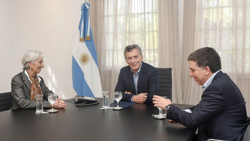 El FMI admitió que las bases del programa que pactó con el gobierno de Macri "no eran lo suficientemente sólidas"