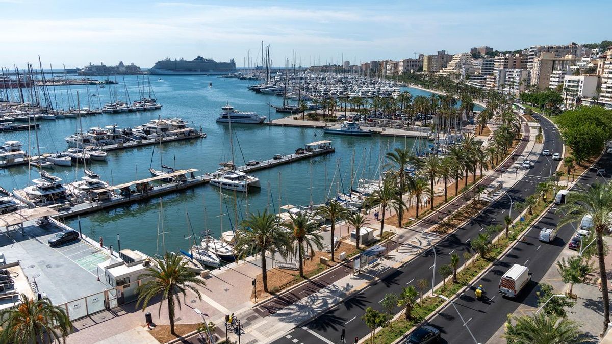 En la fachada marítima de la ciudad confluyen los usos náuticos y hoteleros.