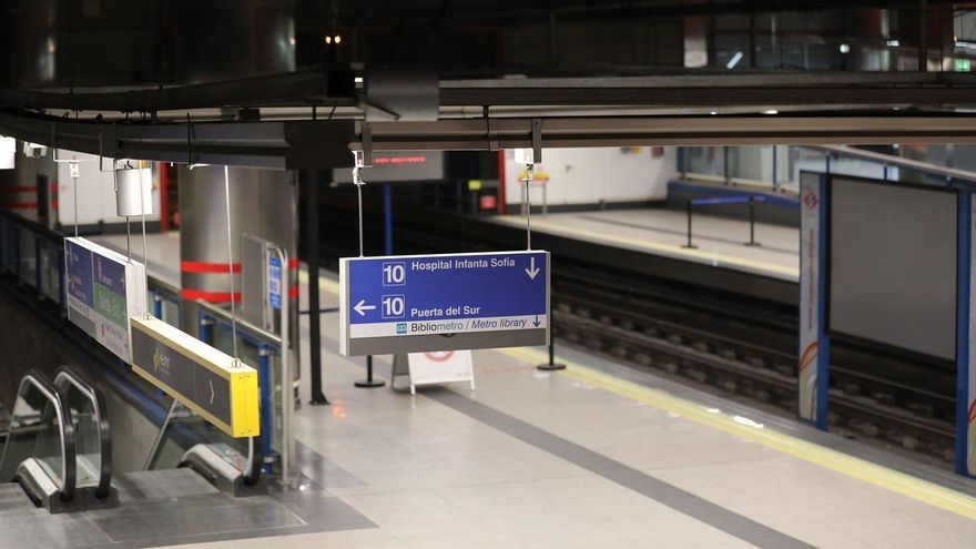 El primer día laborable con la línea 10 de Metro de Madrid cortada deja "desconcierto" y temor a la vuelta de Semana Santa