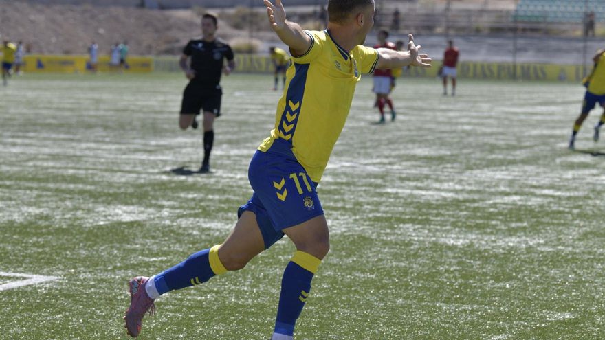 Las Palmas Atlético tumba al Alcalá con dos zarpazos en menos de dos minutos