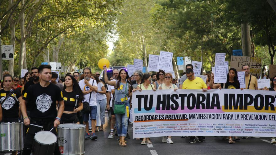 Familias afectadas por el suicidio denuncian la falta de acompañamiento: "El silencio a tu alrededor es horroroso"