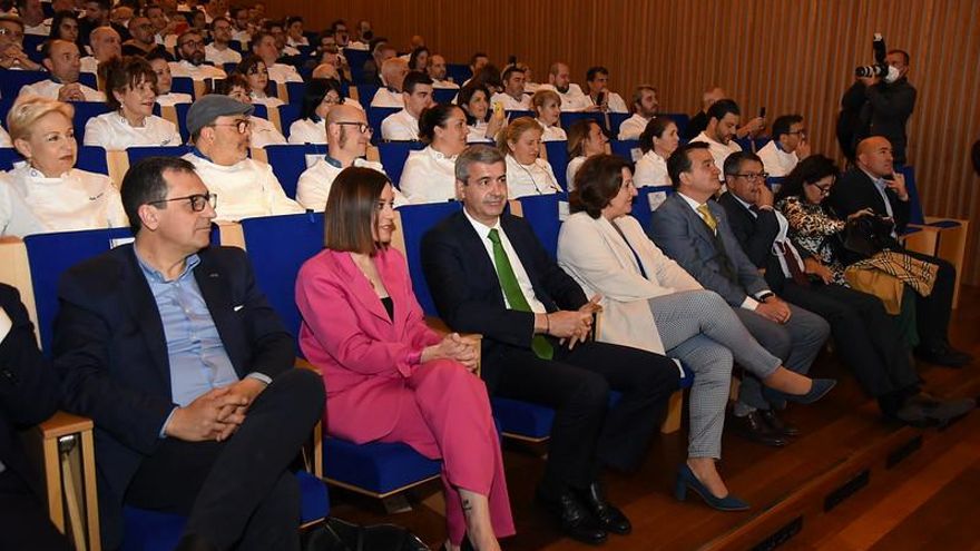 Imagen de los asistentes.