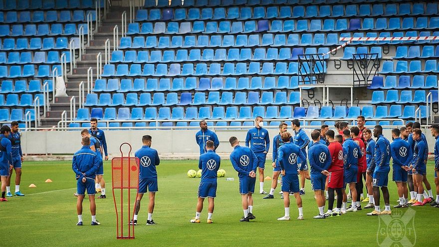 El CD Tenerife quiere acabar con su mal fario frente al Espanyol a domicilio