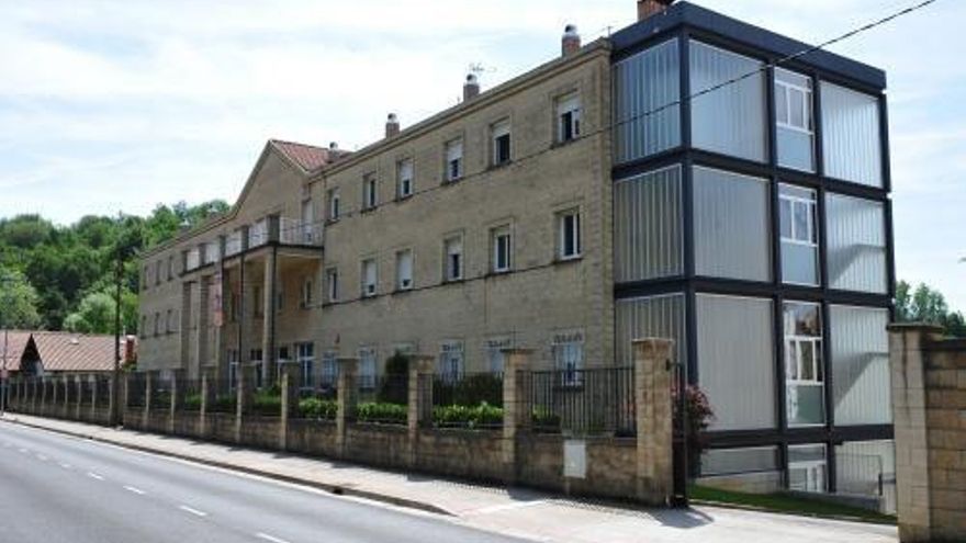 Siete nuevos casos en la residencia de Murgia en Álava y seis centros de día clausurados en Gipuzkoa