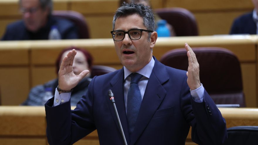 El ministro de la Presidencia, Relaciones con las Cortes y Memoria Democrática, Félix Bolaños, durante el pleno del Senado en Madrid este martes. EFE/Kiko Huesca