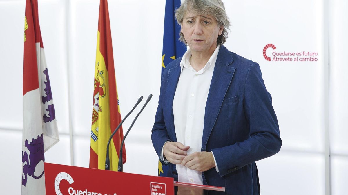 El secretario general del PSOE de Castilla y León, Carlos Martínez,
