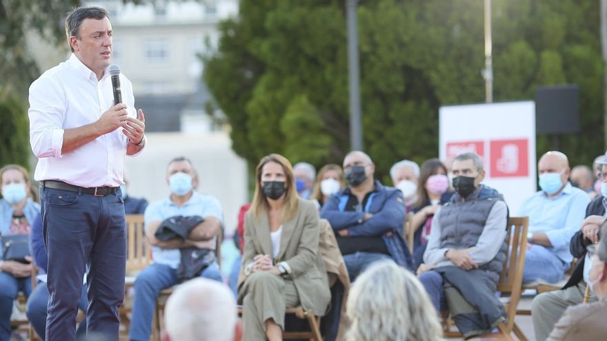 El presidente de la Diputación de A Coruña arranca su campaña para liderar el PSOE gallego: "Nuestro modelo no se resigna a ser tercera fuerza"