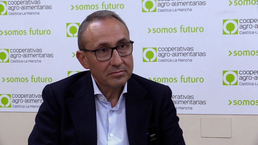 Cooperativas Agroalimentarias propone asumir la gestión de las tierras tras la jubilación de sus titulares