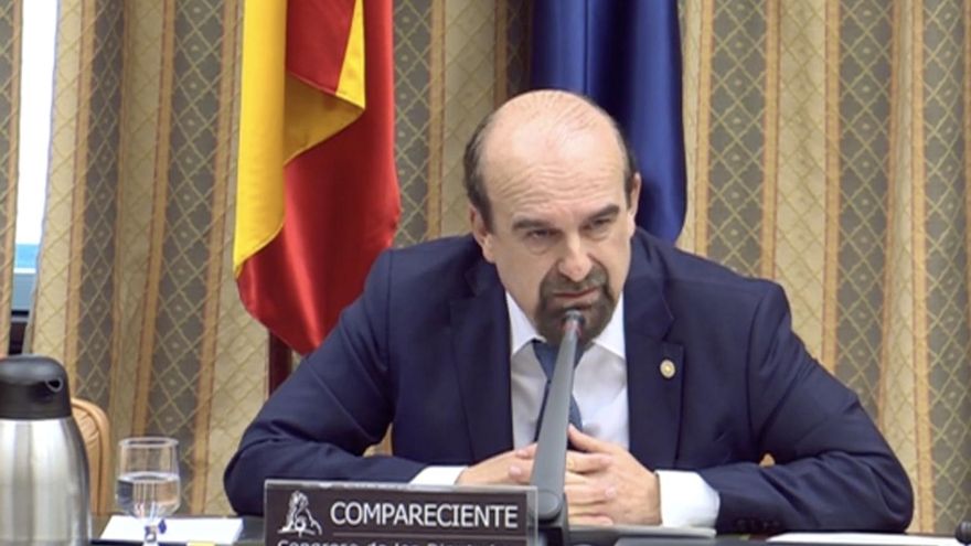 Martín-Moreno, catedrático de la UV: "A las 72 horas de la inundación se agravan los riesgos de infección, hay que poner medidas ya"