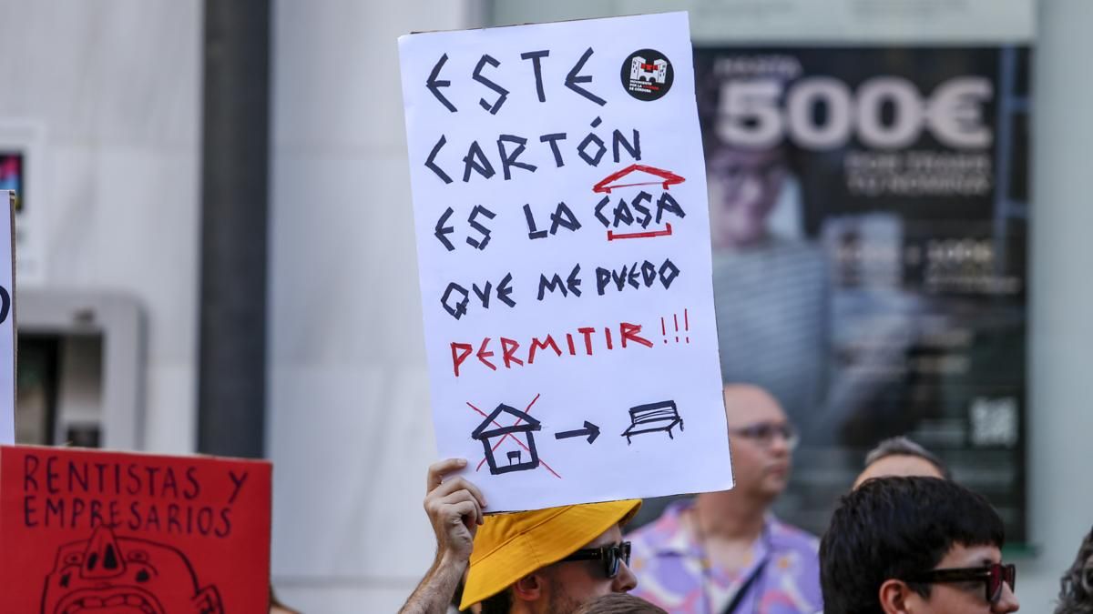 Concentración por la vivienda en Córdoba