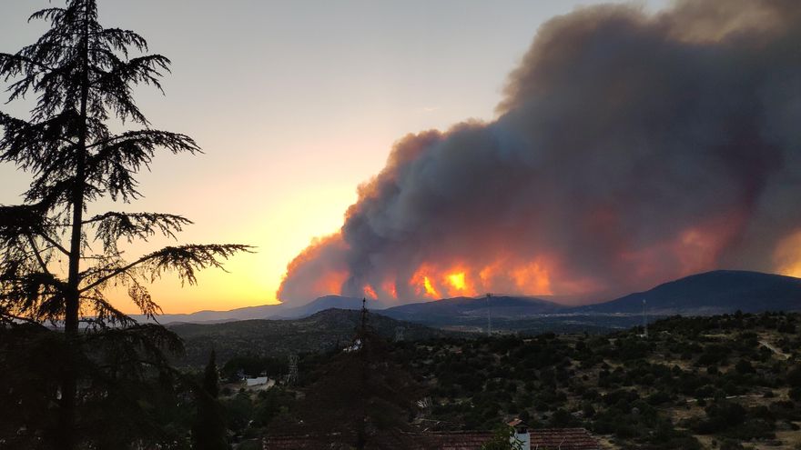 Castilla y León mantiene que se actuó "de forma inmediata" en el incendio de Navalacruz y pide la declaración de zona catastrófica