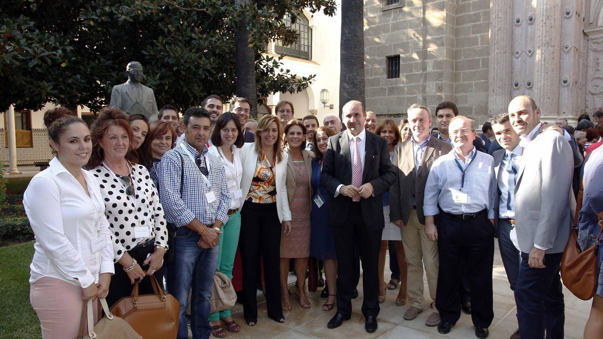 Alcaldes y concejales del PSOE de Málaga rechazan la reforma local en el Parlamento de Andalucía