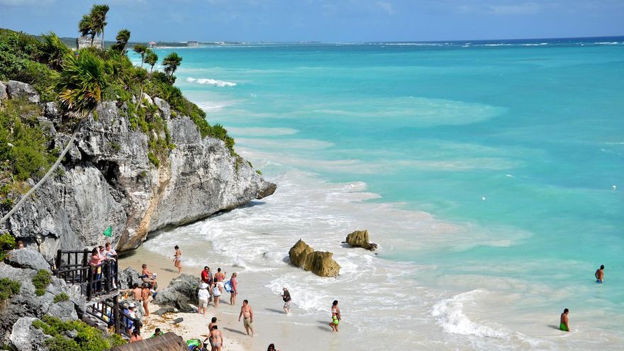 Playa de Las Ruinas, a los pies de los restos mayas de Tulum.