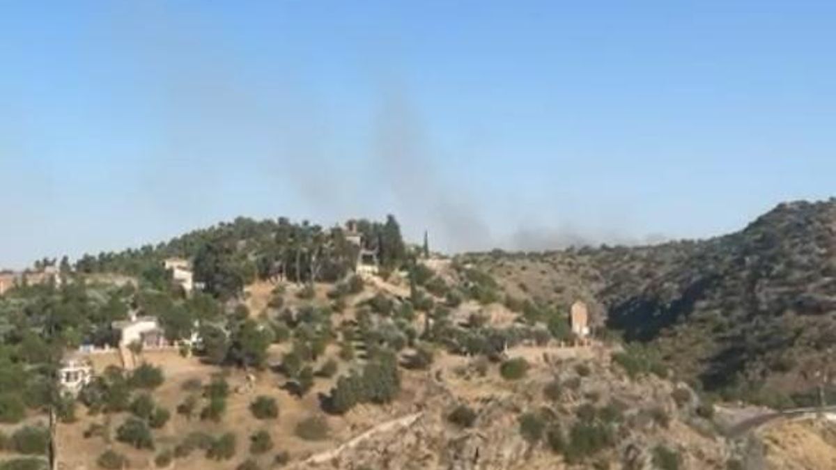 Extinguido por segunda vez el incendio forestal que se declaró en la Academia de Infantería de Toledo