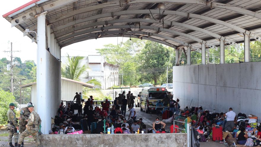 Más de un centenar de nicaragüenses está varado entre Panamá y Costa Rica