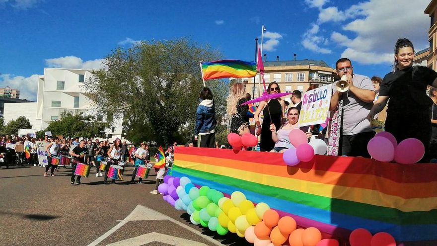 Organizar el Orgullo LGTB en una ciudad como León: entre la falta de apoyo institucional y la cohesión del colectivo