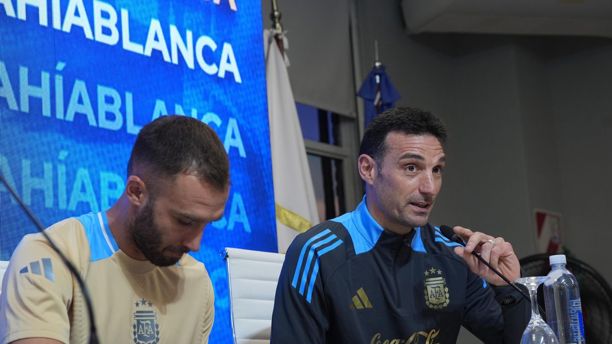 El director técnico de la Selección Argentina Lionel Scaloni durante el anuncio