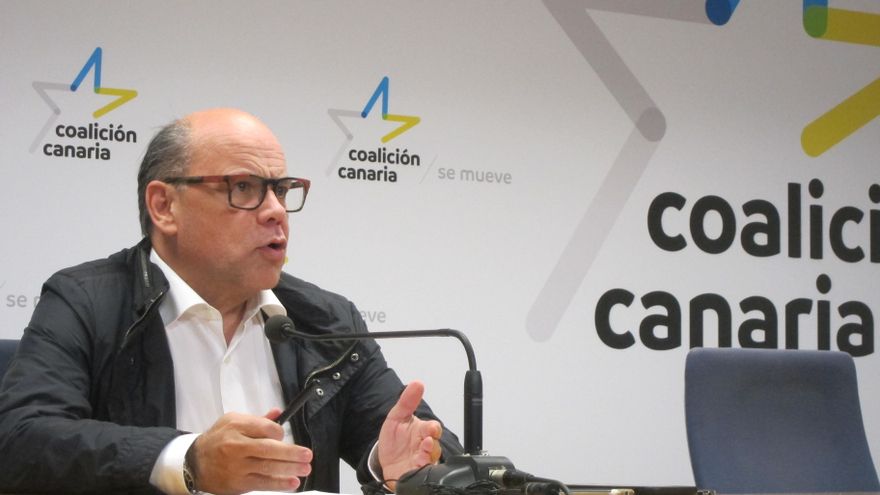 El secretario general de CC, José Miguel Barragán, en rueda de prensa