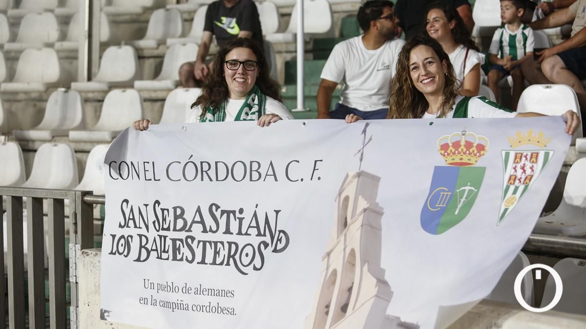 Grada Blanquiverde del Córdoba CF - CD Castellón