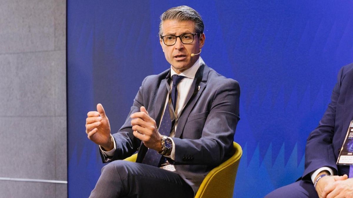 El alcalde de Almussafes, expulsado del PSOE por acoso, inicia acciones legales contra Diana Morant por injurias