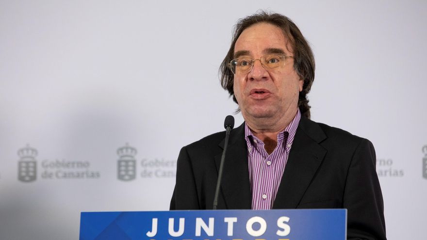 El presidente de la Asociación Española de Vacunología, Amós García Rojas. EFE/Quique Curbelo/Archivo