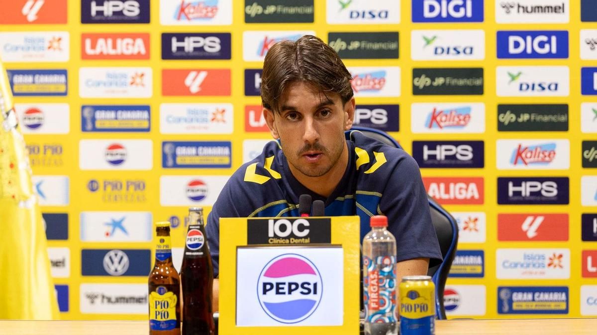 Manu Fuster propone anular el juego exterior del Cádiz